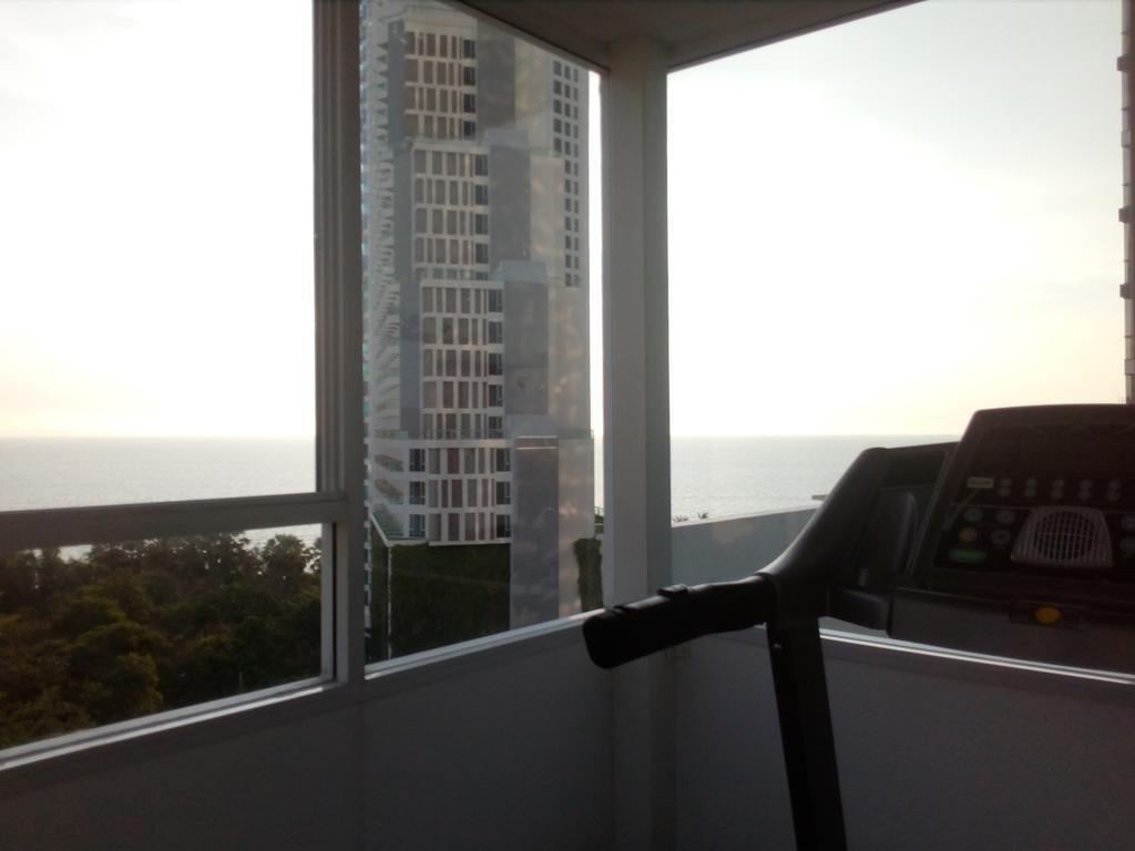 Serenity Wongamat Apartments Pattaya Luaran gambar
