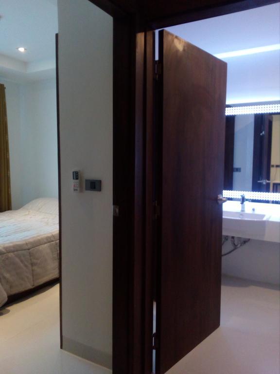Serenity Wongamat Apartments Pattaya Luaran gambar